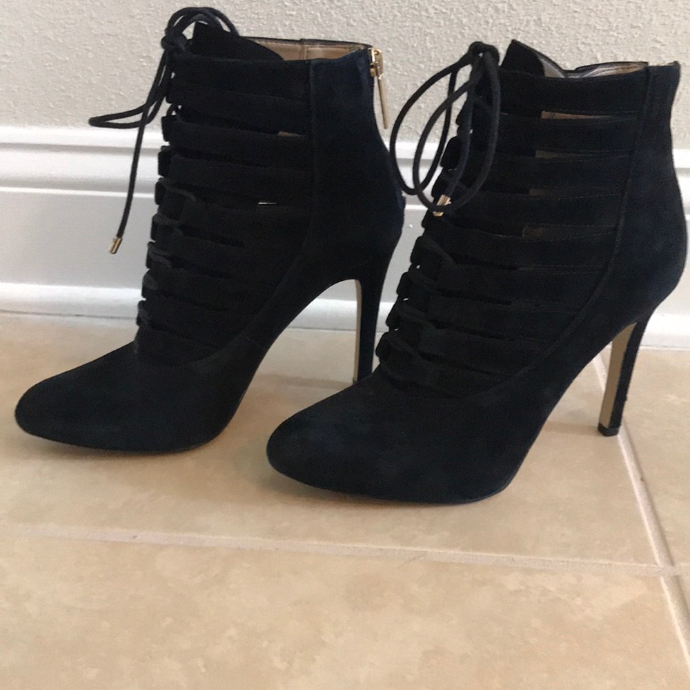 BCBG BOOTIES! Send me offers